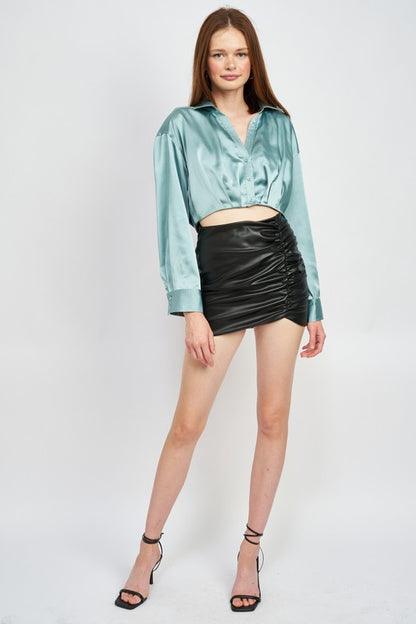 COLLARED BUTTON UP CROPPED SHIRT