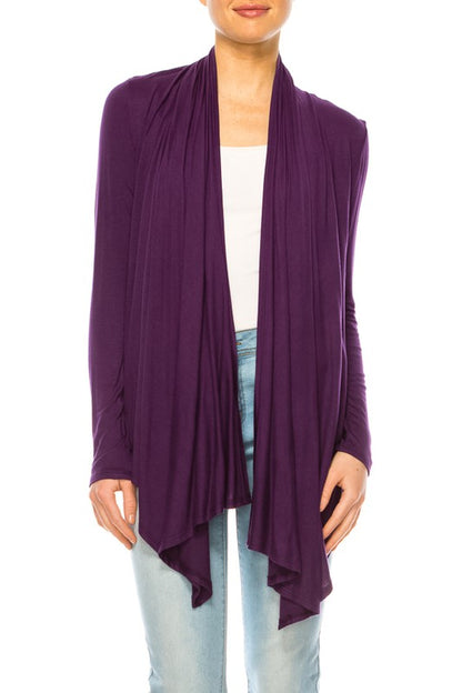 Solid, waist length cardigan in a relax fit